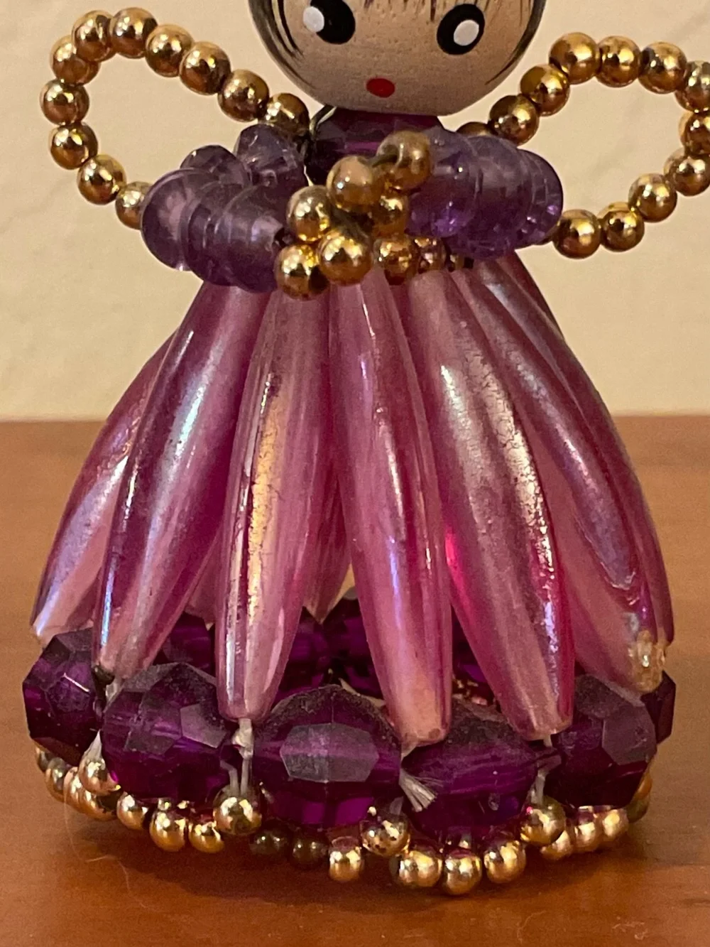 Vtg Iridescent Purple Beaded Angel Ornament/Figurine Christmas Holiday Religious